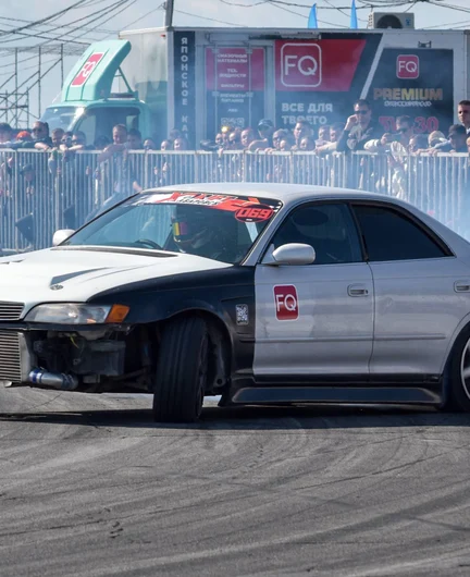 4cdfdec7-b74a-4fb8-a626-74bf8405045c-drift.jpg